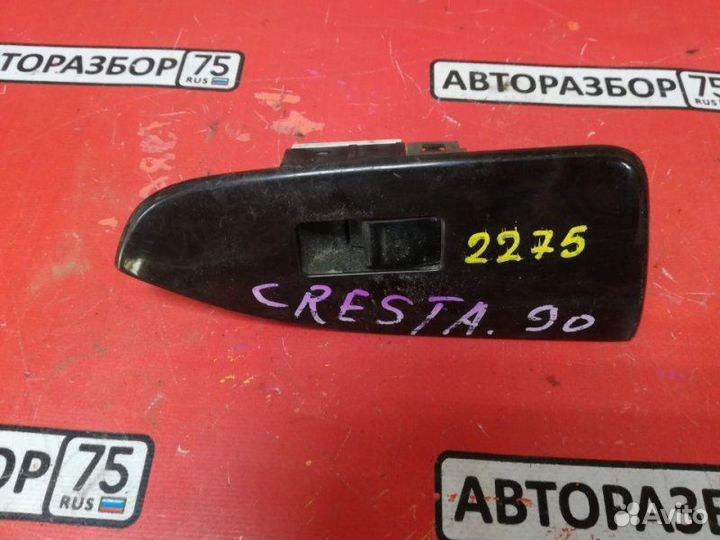 Кнопка стеклоподъемника передняя левая Toyota