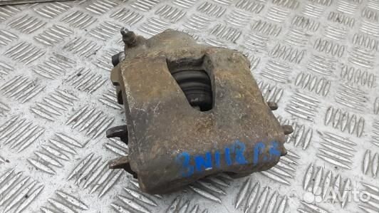 Суппорт тормозной передний правый skoda octavia A5