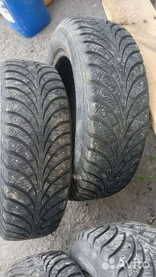Sava Eskimo Stud 185/65 R15