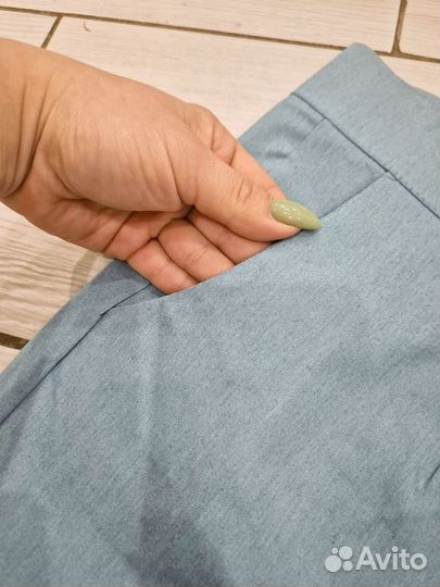 Джинсы с вышивкой женские 54 р-р