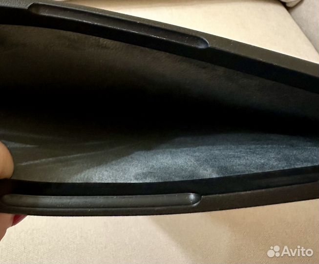 Чехол uniq папка для apple macbook pro 15''