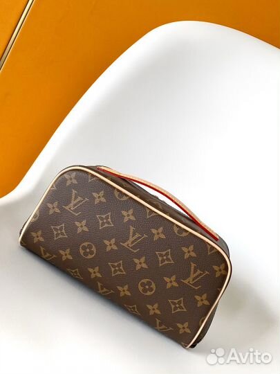 Косметичка Louis vuitton