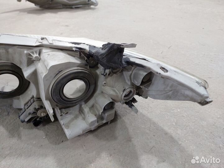 Toyota Camry V40 Фара передняя левая галоген Рест