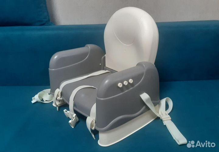 Стульчик-бустер для кормления