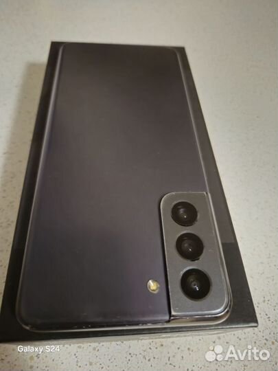 Samsung Galaxy S21 5G, 8/256 ГБ