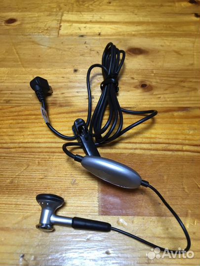 Наушник от моторола