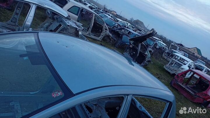 Ниссан Тиида крыша хэтчбек