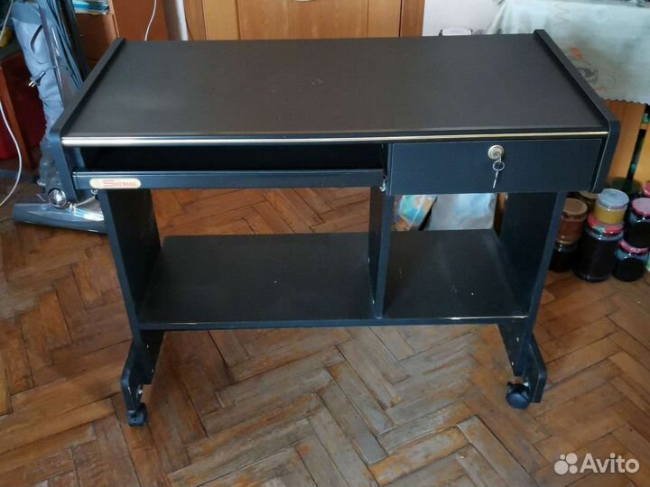 Компьютерный стол бу