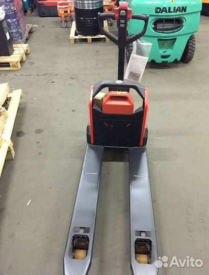 Транспортировщик паллет