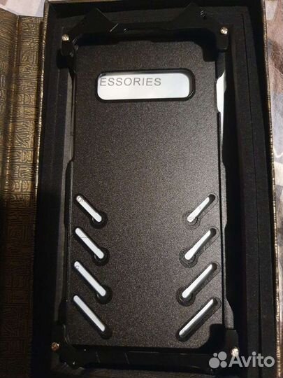 Чехол Samsung s10 металлический