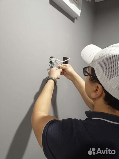 Мастер на час: Электрик / Сантехник / Плотник