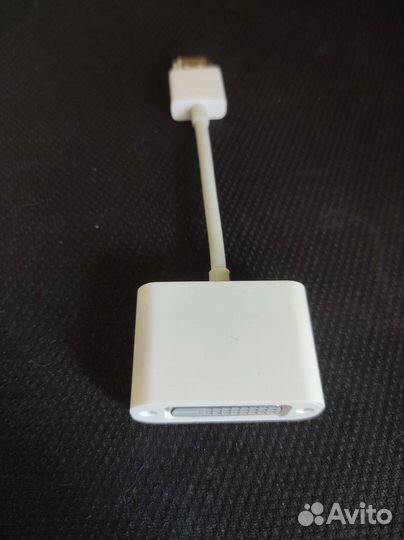 Apple minidvi to DVI adapter
