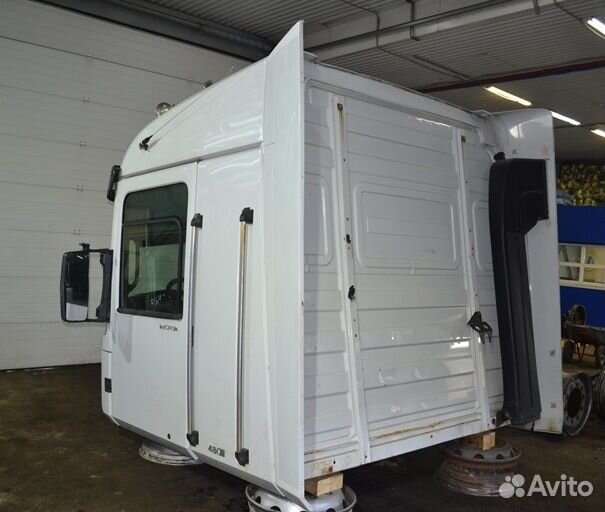 Кабина renault trucks Magnum Dxi (01.05-12.13)