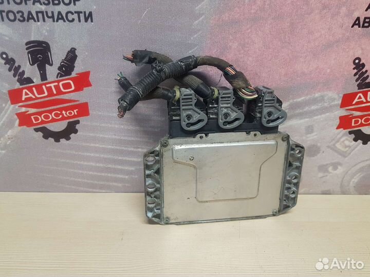 Блок управления двигателем Renault Duster K4M 4WD