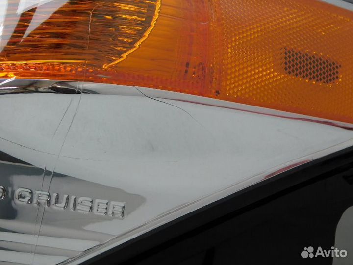 Фара левая Toyota Land Cruiser