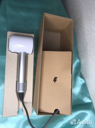 Фен dyson supersonic hd08