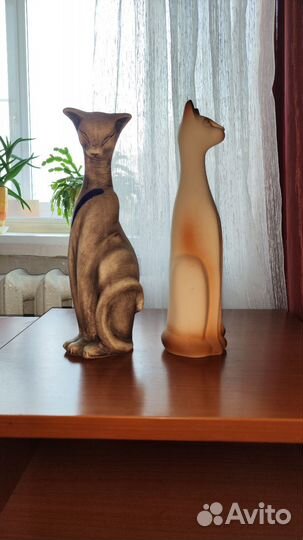 Статуэтка кошка