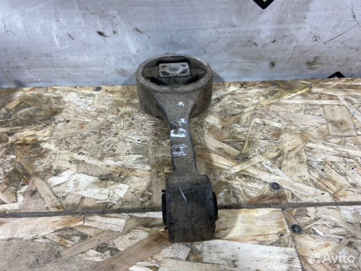 Подушка кпп Skoda Fabia 2 BBM До Рестайл