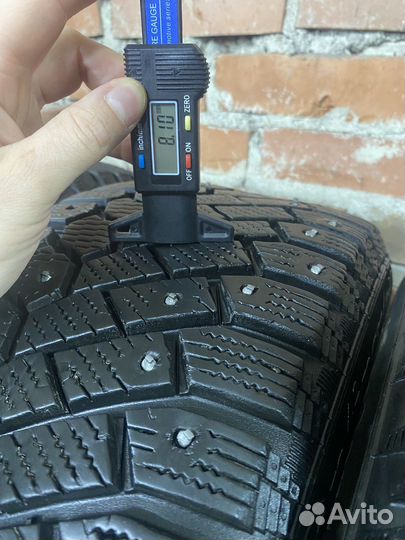 Continental ContiIceContact 205/55 R16