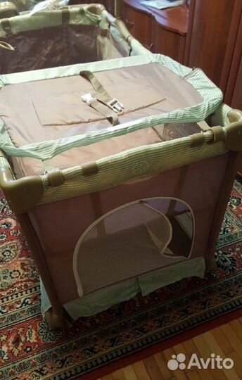 Детский манеж-кровать в хорошем состоянии