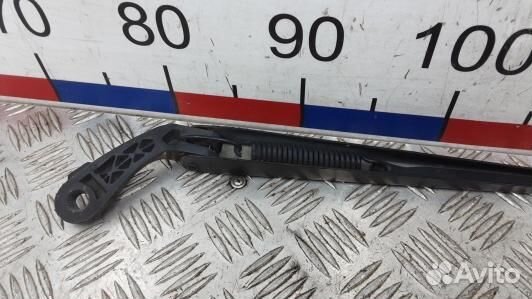 Щеткодержатель лобового стекла chrysler voyager 4