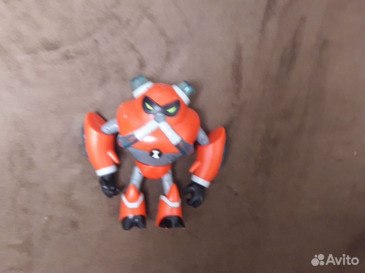 Фигурка Бен 10 Водохлёст