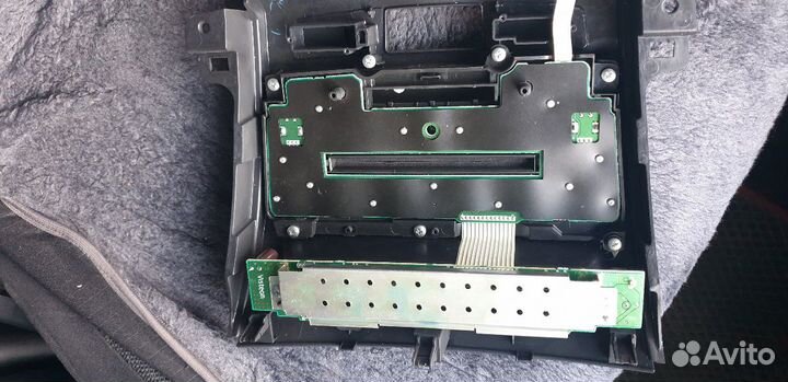 Штатное головное устройство Мицубиси аутлендер хл