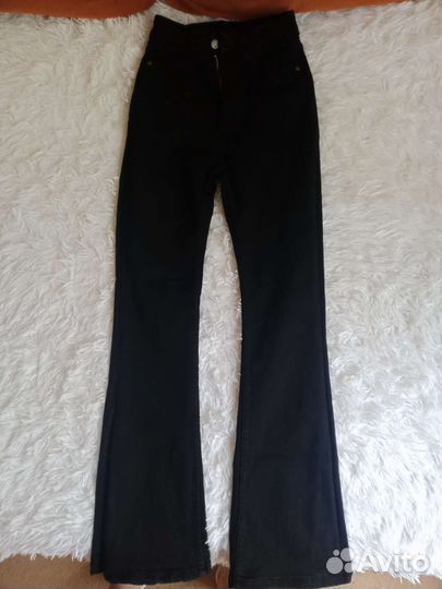 Пакет женских вещей + сандалии + кеды