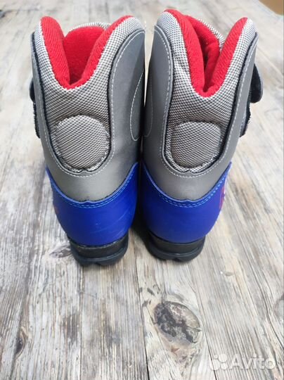 Лыжные ботинки 35 размер