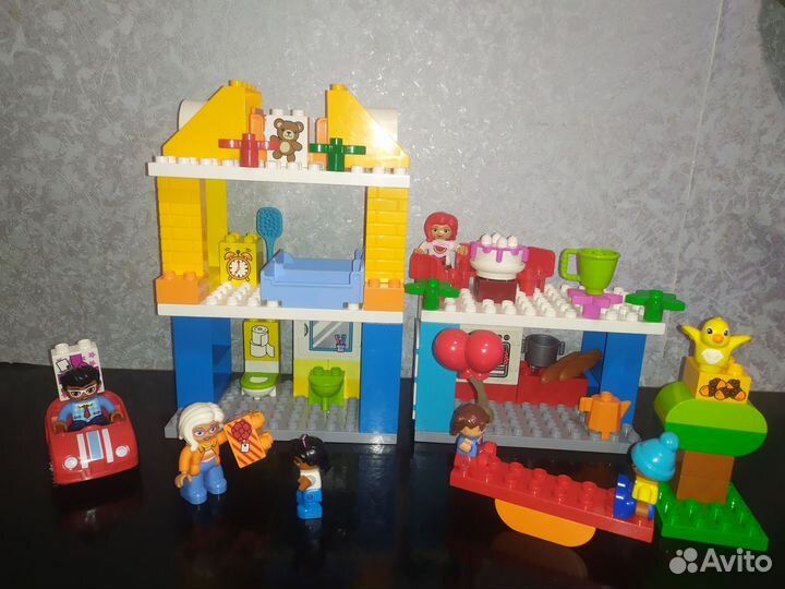 Lego duplo день рождения в семейном доме