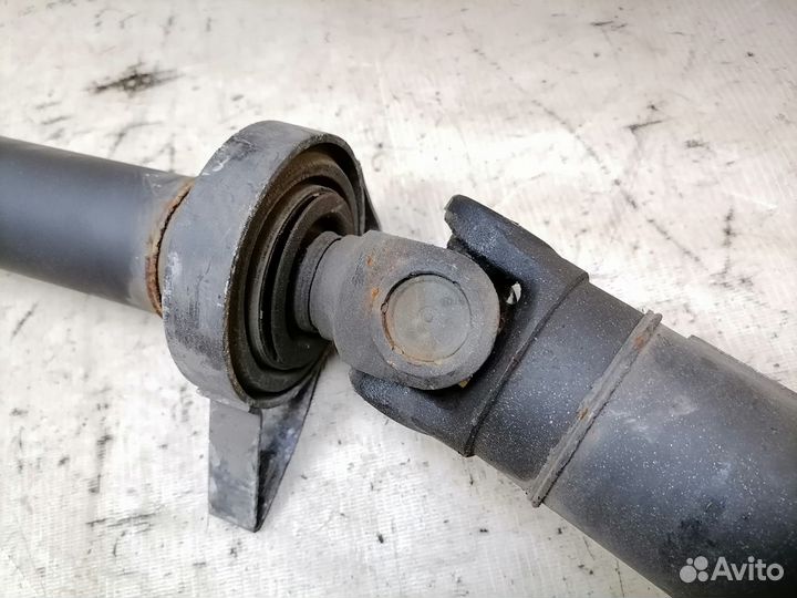 Карданный вал Volvo V70 SW передний шрус мертв