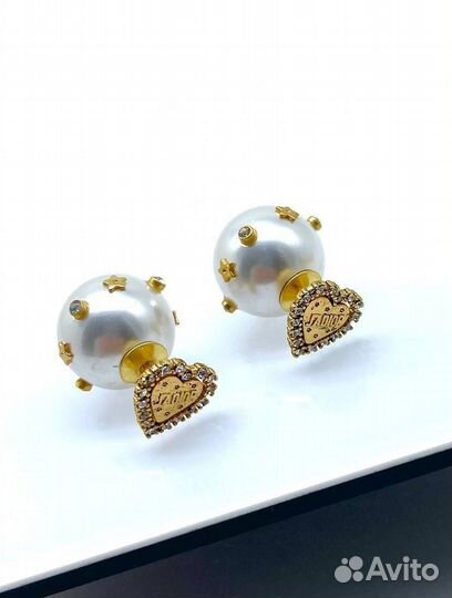 Серьги Dior пуссеты