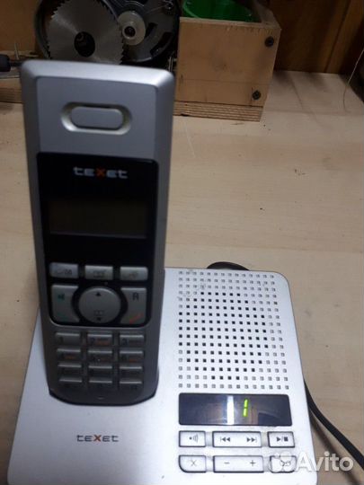 Телефон с автоотвечиком