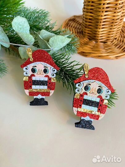 Заколки, бантики