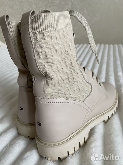 Ботинки Tommy Hilfiger 41