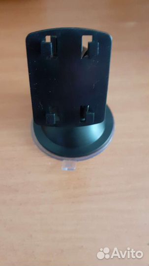 Автомобильный держатель видеорегистратора