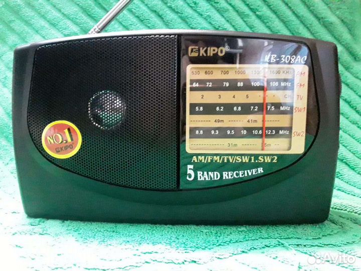Радиоприемник Kipo.Есть FM диапазон.Новый