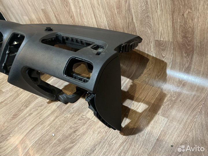 Торпеда приборная панель Volkswagen polo sedan