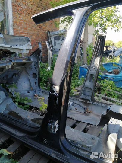 Порог со стойкой левый VW Golf VI 2009-2012