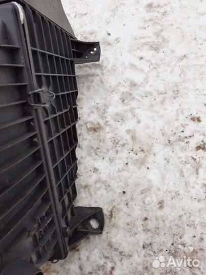 Корпус воздушного фильтра Renault laguna 1 2.0