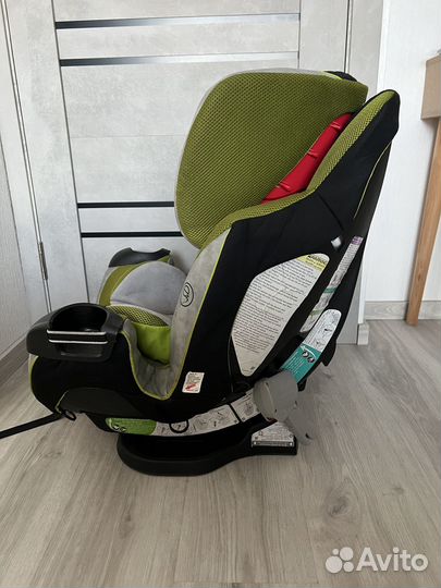 Детское автокресло