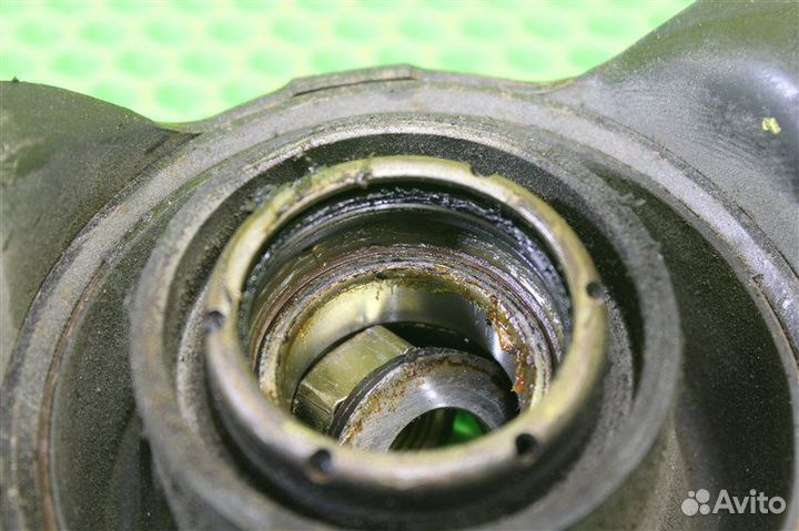 Подвесной подшипник карданного вала Toyota Corolla