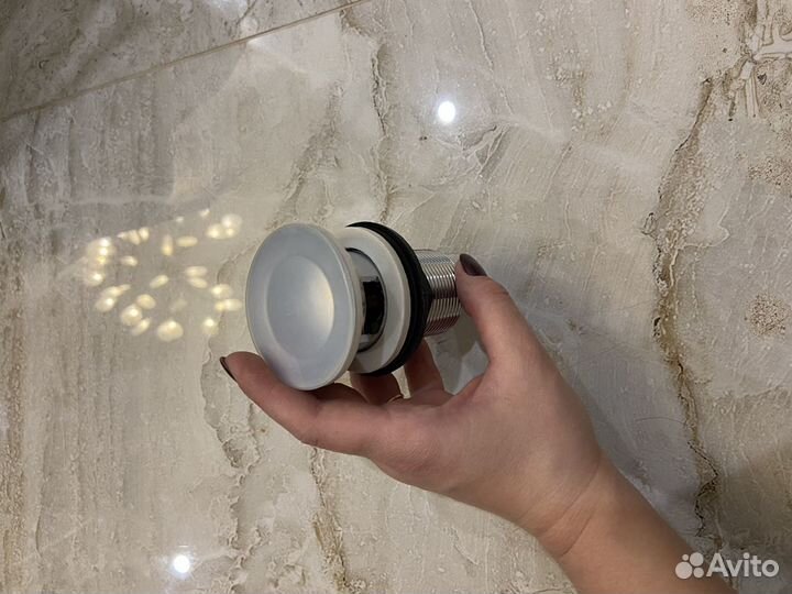 Донный клапан автоматический новый