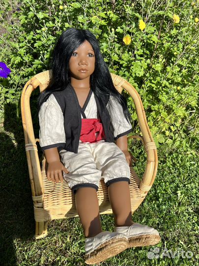 Коллекционная кукла