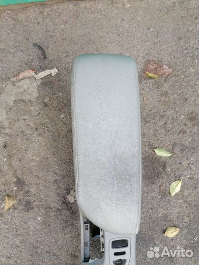 Подлокотник рено лагуна 2