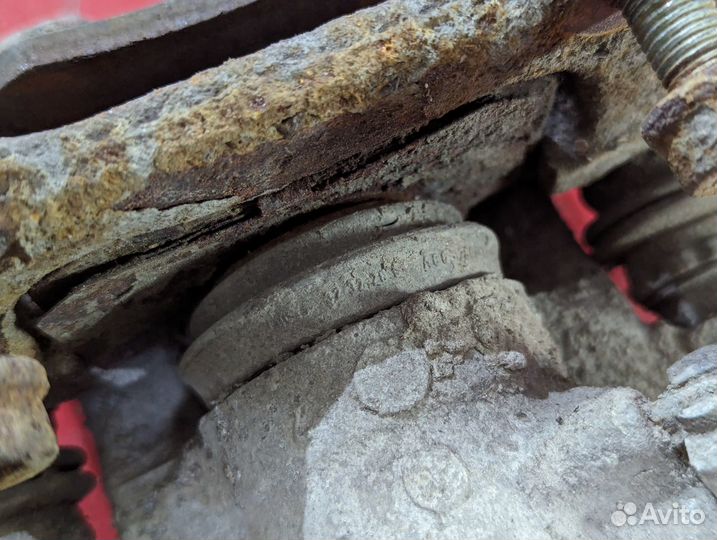 Суппорт задний левый Audi A6 Allroad C5