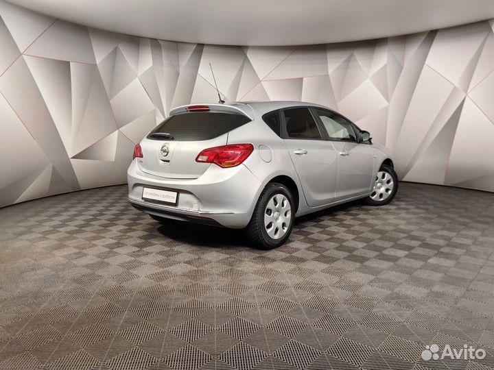 Opel Astra 1.6 МТ, 2014, 100 138 км