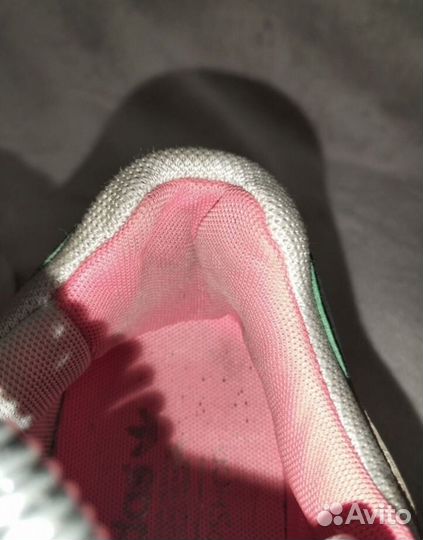 Кроссовки женские Adidas Tech Super Vintage