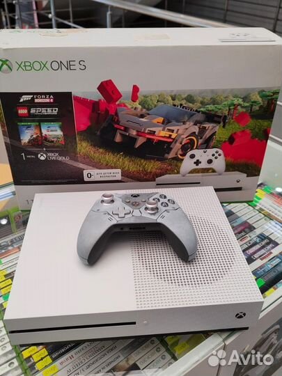 Xbox One S 1tb + GamePass Ultimate