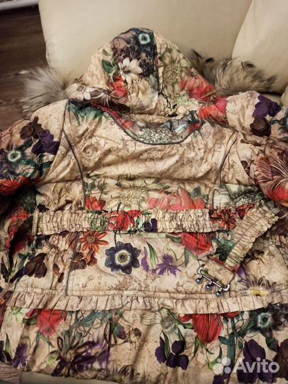 Пуховик для девочки 110